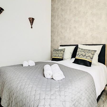 2 Bedroom Luxury Flat Cannes Center La Croisette Bagian luar foto